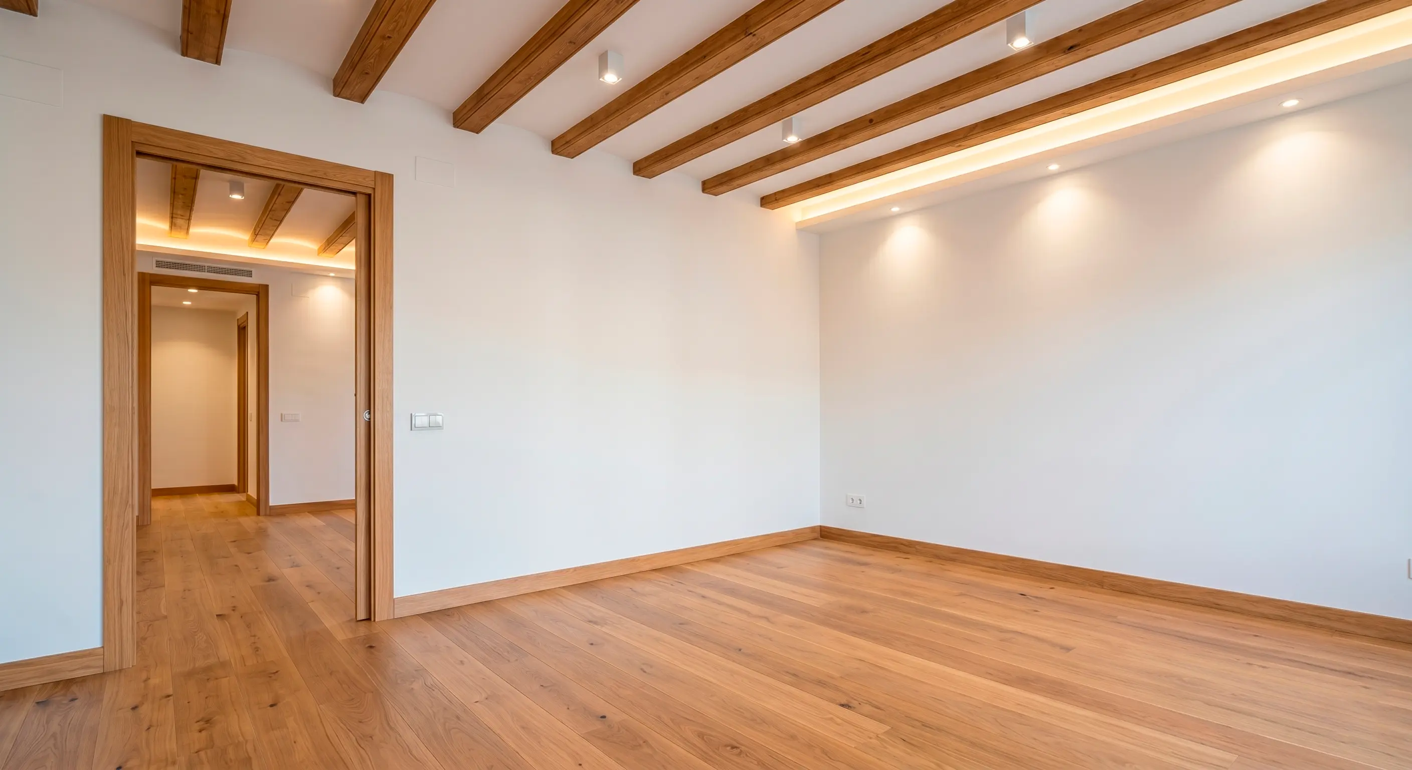 Detalle de acabado premium — pavimento, revestimiento o pintura de alta calidad